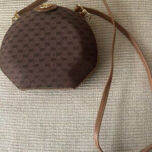 Gucci Round Shoulder Bag